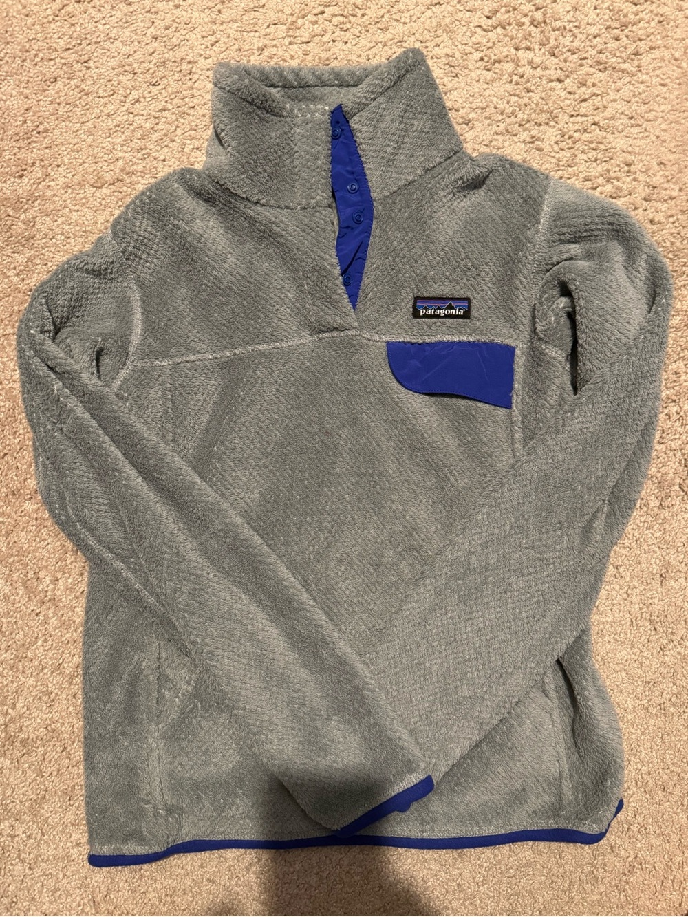 Patagonia Women’s Gray Snap-T Fleece Pullover with Purpleish Accents